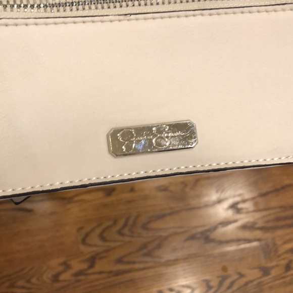 NWOT! Jessica Simpson Cream Color Faux Leather Shoulder Bag w/ strap Bow - Picture 6 of 8